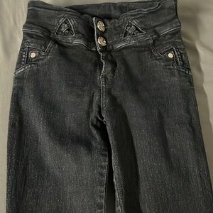 black jeans. size 1 in women’s.